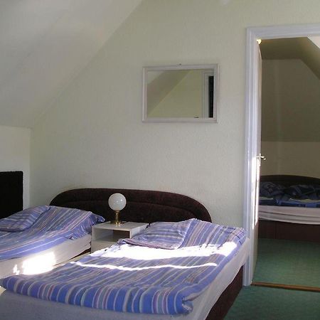Domino Panzio Bed & Breakfast İstolni Belgrad Dış mekan fotoğraf